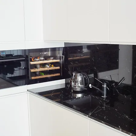 Z Widokiem Na Jezioro *