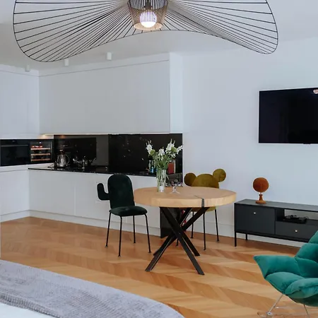 Apartament Modry Z Widokiem Na Jezioro * Charzykowy