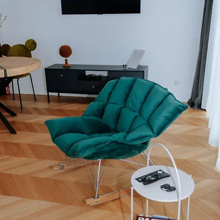 公寓 Z Widokiem Na Jezioro 哈日科维