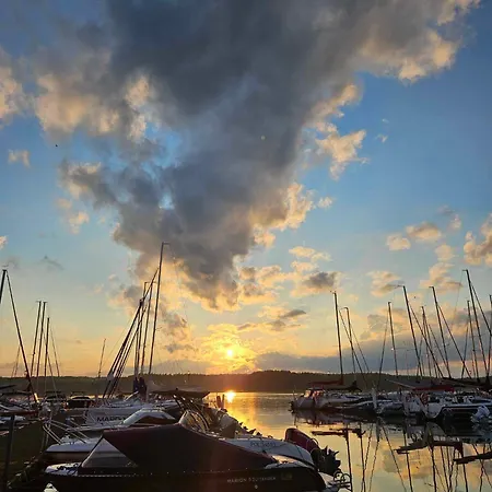 Z Widokiem Na Jezioro 哈日科维